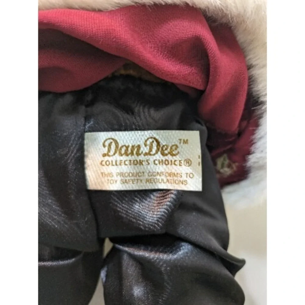 Dan Dee Collector's Choice Brown Christmas Bear. 1998 Plush Teddy Bear. 16 inch‎